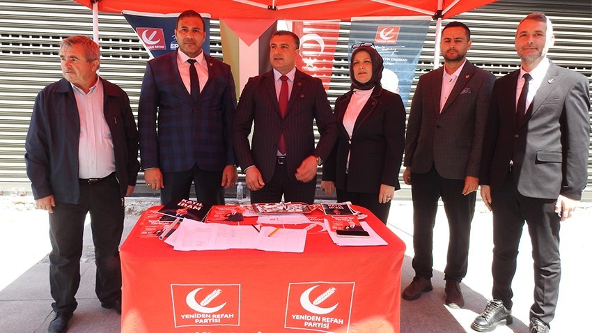 Yeniden Refah Partisi Çanakkale’de İmza Kampanyası Başlattı