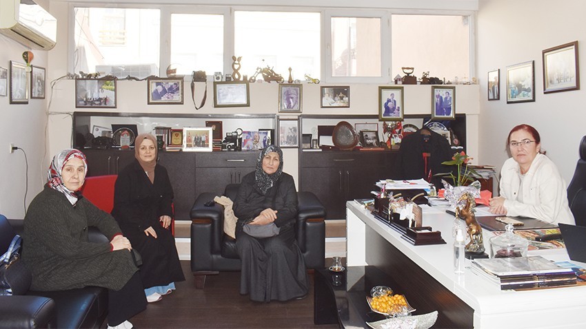 Saadet Partisi Çanakkale Kadın Kolları’ndan Gazeteciler Cemiyeti’ne Ziyaret