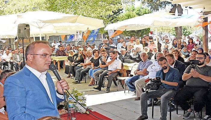 “Avukatlıklarını bedava yaparım“