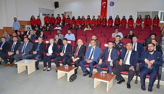 Sağlık Bilimleri Fakültesi Acil Afet Yönetimi Bölümü Forma Giyme Töreni Gerçekleşti