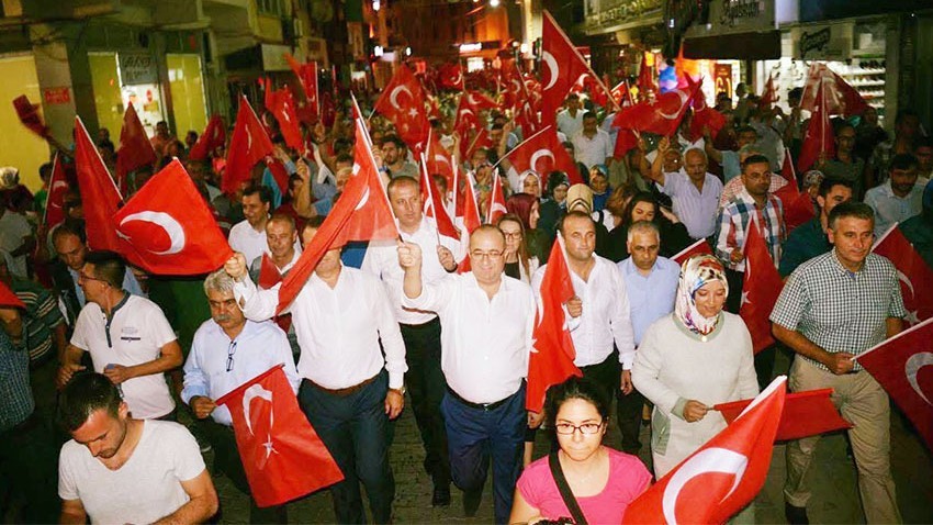 Unutmayacağız, Unutturmayacağız
