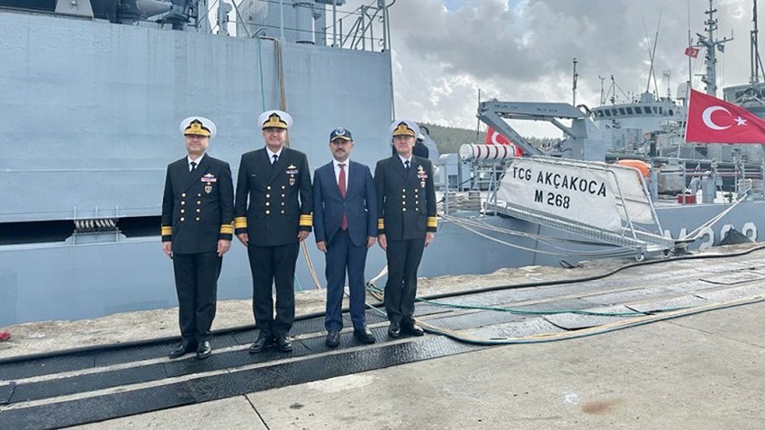 Vali Aktaş, TCG Akçakoca gemisini ziyaret etti