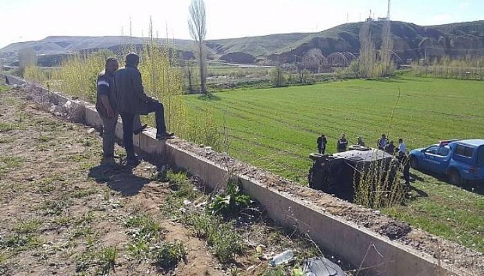 Askeri zırhlı araç kaza yaptı: 3 asker yaralı