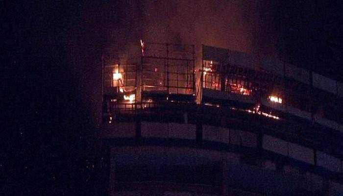 İstanbul’da lüks alışveriş ve yaşam merkezlerinden birinde yangın paniği