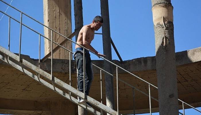  İntihara kalkışan genci belediye başkan yardımcısı ikna etti