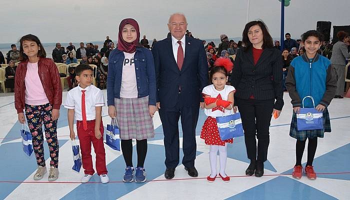 “Gün sizin gününüzdür, gelecek sizindir, sizinle güzeldir” (VİDEO)