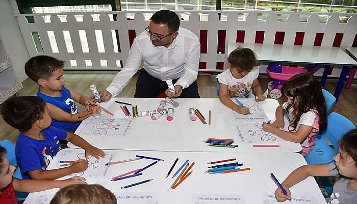 Biga Belediyesi kreşlerinde ilk gün heyecanı yaşandı