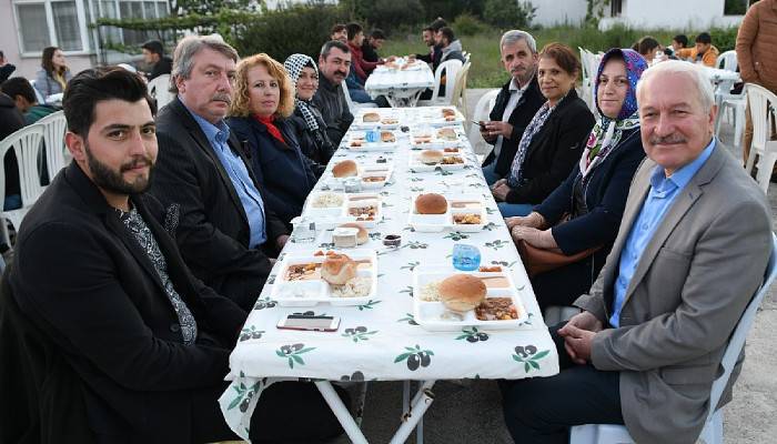 Sokak iftarlarının ilki Dalyan Mahallesinde yapıldı (VİDEO)