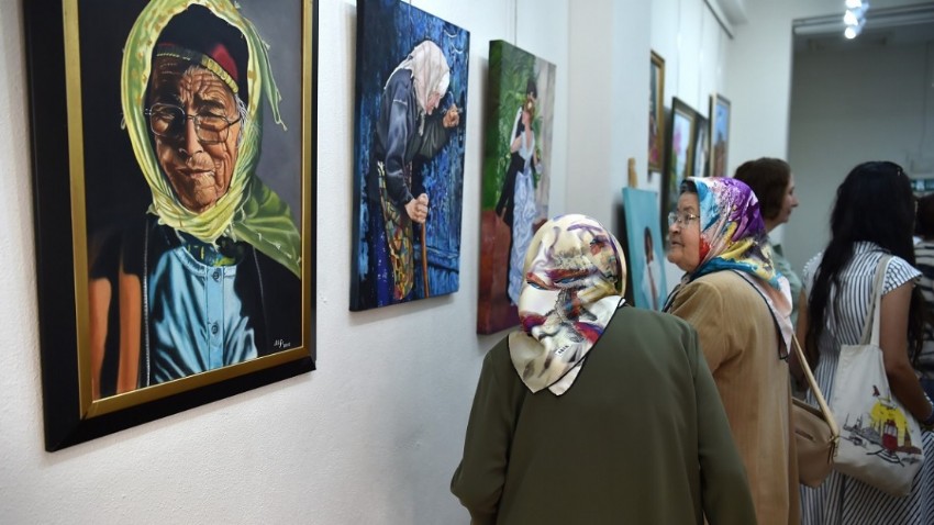 Çanakkale’de Alife Babaoğlu’nun Eserleri Sanatseverlerle Buluşuyor