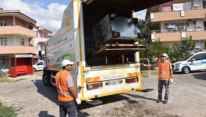 Çan'da çöp konteynerleri dezenfekte edilip, ilaçlandı