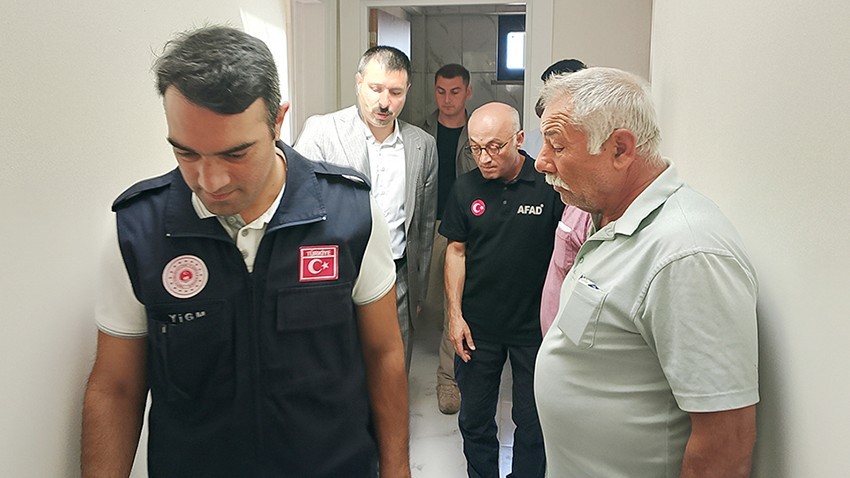 AFAD Tarafından Yaptırılan 92 Afet Konutu Hak Sahiplerine Teslim Edildi
