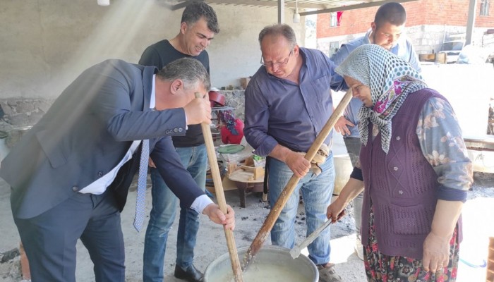 KÖY HAYIRLARI KALDIĞI YERDEN DEVAM EDİYOR