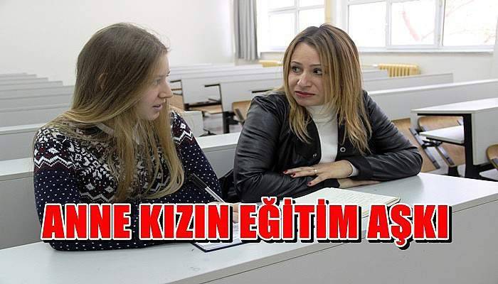  Üniversiteli anne ve kızın eğitim aşkı görenleri imrendiriyor