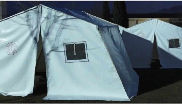 AFAD standartlarında çadır üreterek afet bölgesine sevk ettiler