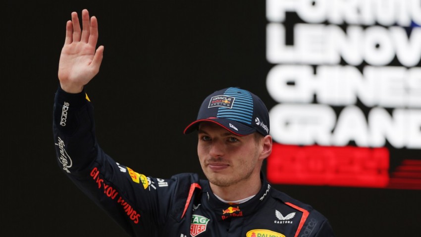 Çin Grand Prix'sini Max Verstappen kazandı