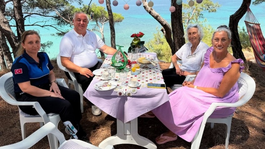Başkan Oruçoğlu’ndan Geyikli’nin dinamik çınarına ziyaret