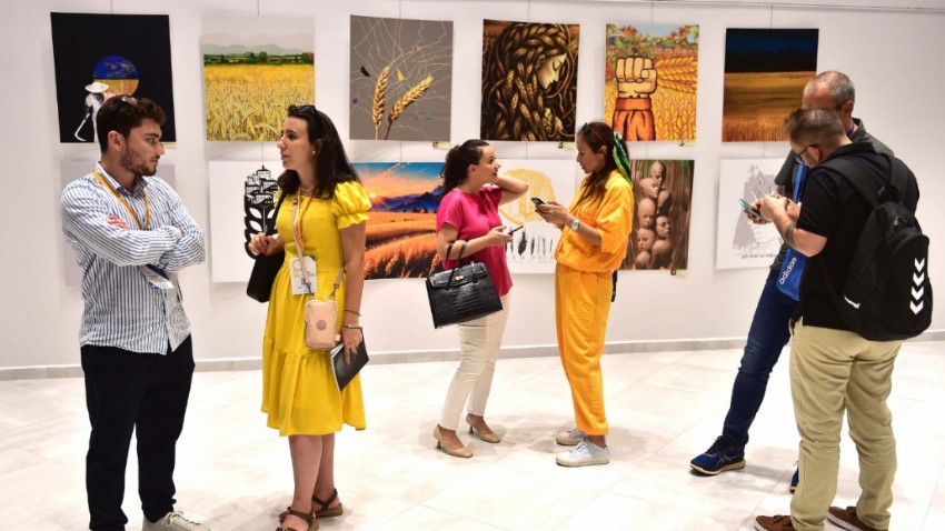 'Buğdayın Hikayesi' Sergisi 60 sanatçının eserlerine ev sahipliği yaptı
