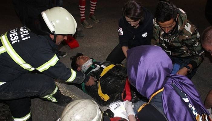 Ölümden döndü, giden motoruna üzüldü