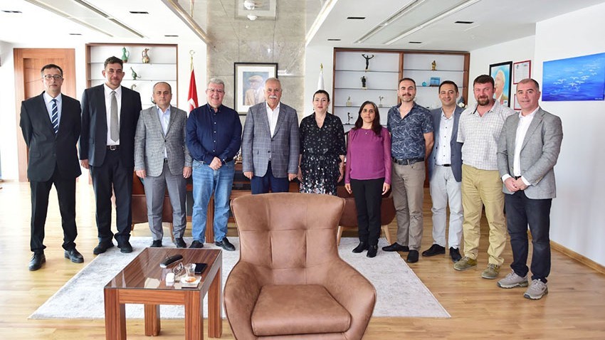 Başkan Gökhan konuklarını ağırladı