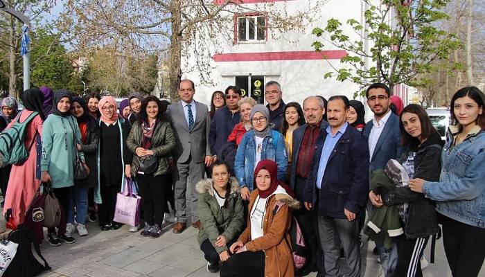 Seydişehir Belediyesi, öğrencileri Çanakkale’ye gönderiyor