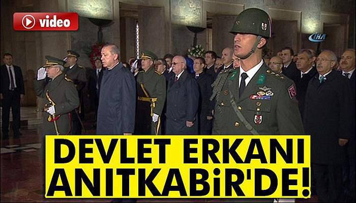 Devletin zirvesi Anıtkabir'i ziyaret etti