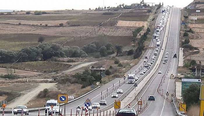  İstanbul-Çanakkale yolunda görülmedik yoğunluk (VİDEO)