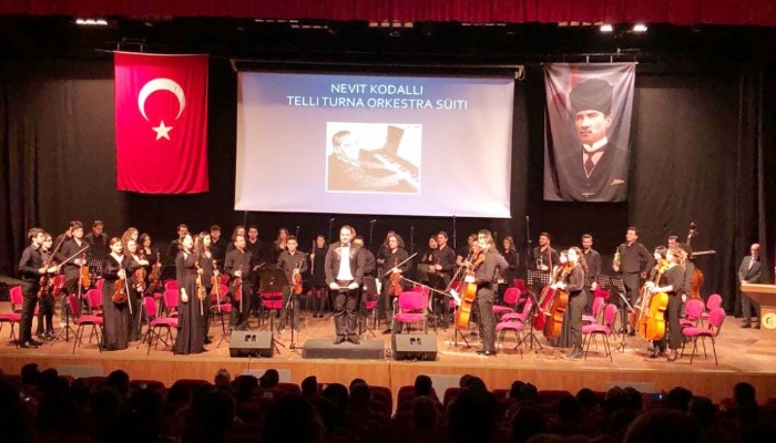 ÇANAKKALE MARŞI 107 YIL SONRA İLK KEZ SESLENDİRİLDİ!