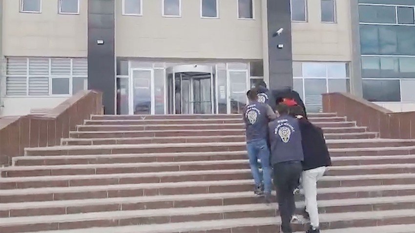Çanakkale dahil 61 ilde siber operasyon