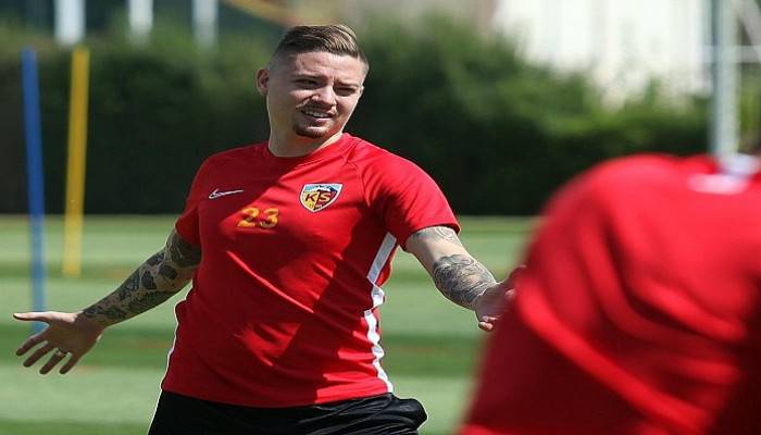 Kayserispor’un yeni transferlerin forma numaraları belli oldu