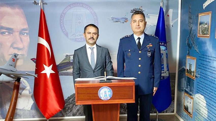 Vali İlhami Aktaş, hava radar komutanlığını ziyaret etti