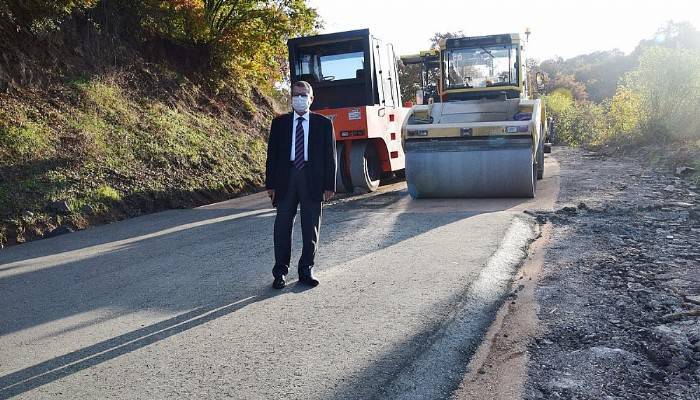 Kumarlar ve Karakadılar Köylerinin  Beton Yol Çalışmalarını İnceledi