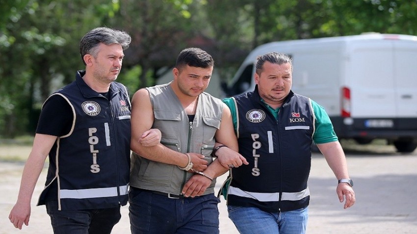  Kırklareli'nde çalılık alanda ceset bulunmasına ilişkin 2 şüpheli gözaltına alındı