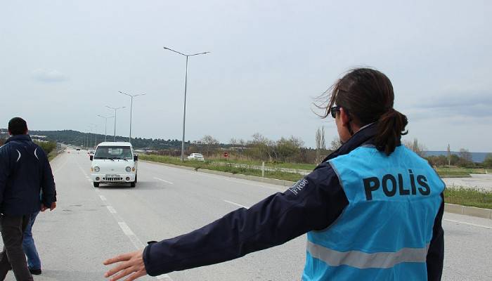  Çanakkale’de sürücülere ceza yağdı!