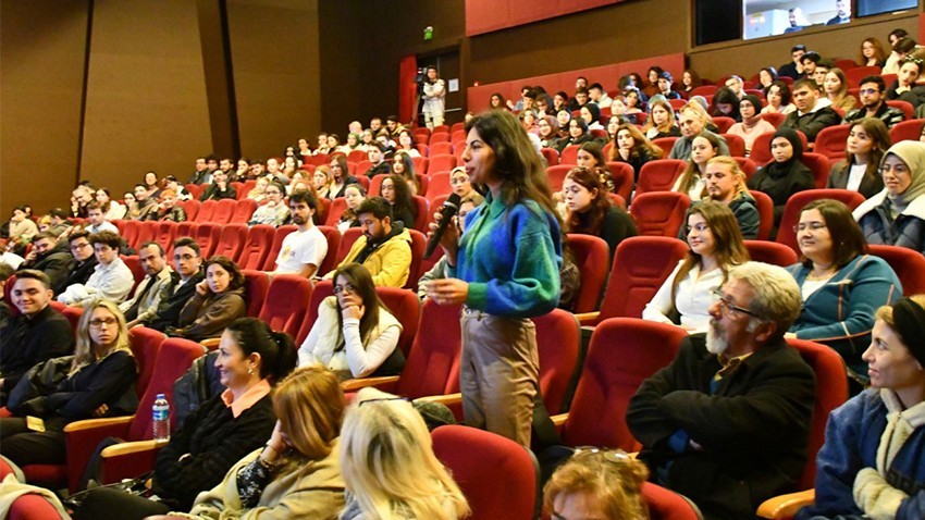 Rektörle Face2Face Etkinliği düzenlendi