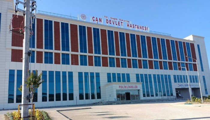 Çan Devlet Hastanesi yeni hizmet binası hasta kabulüne başladı: 'HEMŞEHRİLERİMİZİN SAĞLIĞI BİZİM İÇİN HER ŞEYDEN ÖNCE GELİR'
