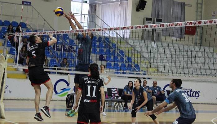 Voleybolda şampiyon Gençlik Spor