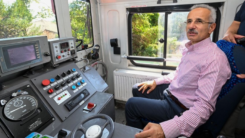 Ulaştırma ve Altyapı Bakanı Abdulkadir Uraloğlu: “Ulaşımda Hedef Sıfır Emisyon”