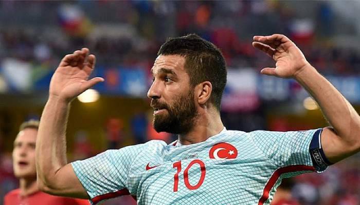 Arda Turan: 'Annemi ağlattılar, bazılarını affetmeyeceğim'