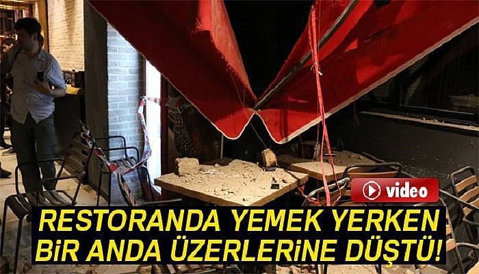 Tarihi binadan kopan parçalar restorandakilerin üzerine düştü: 4 yaralı