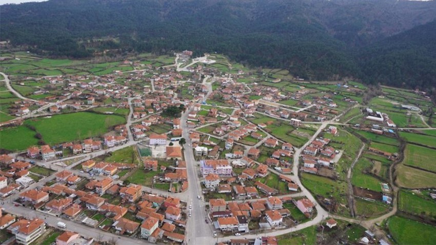 Kazdağları tepesine kurulan ilçe Yenice