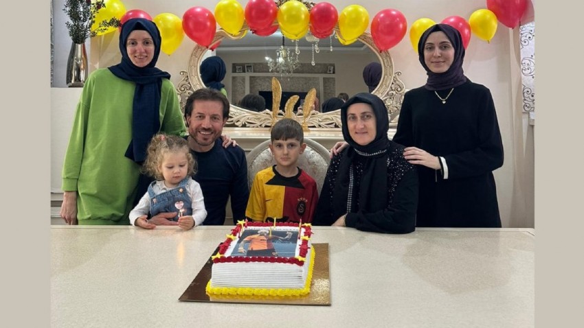 Kormaz ailesi oğlunun doğum gününü kutladı