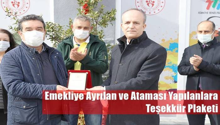 Emekliye Ayrılan ve Ataması Yapılanlara Teşekkür Plaketi