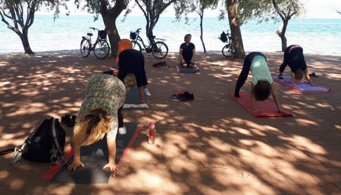 Kepezli kadınlar sporu sokağa taşıdı