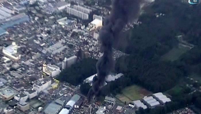 Tokyo’da trafo patladı, şehir karanlığa gömüldü
