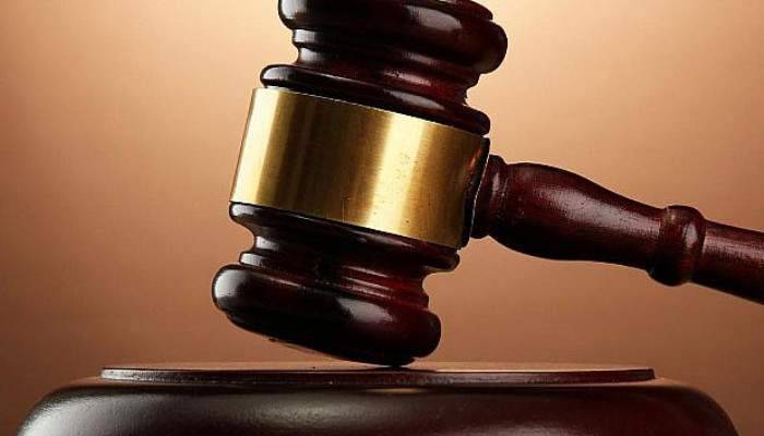  2 belediye, bir kayyum