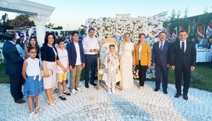 Kaşdemir ailesinin mutlu günü