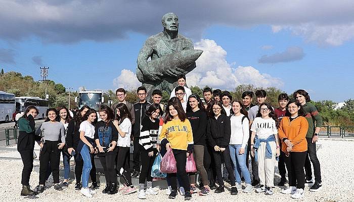 Öğrenciler Çanakkale’yi Gezdi