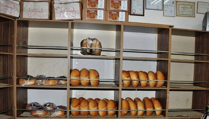 Ekmek zammı iptal edildi