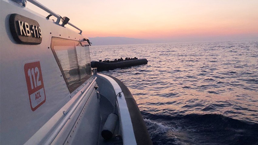 Çanakkale Açıklarında 21 Düzensiz Göçmen Yakalandı