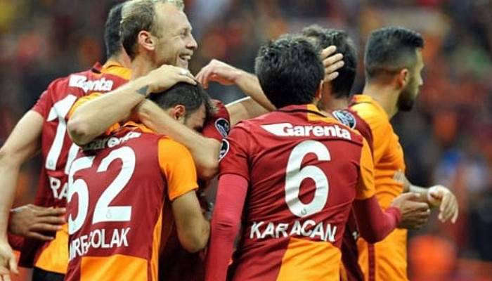 Galatasaray, Manchester United ile karşılaşacak